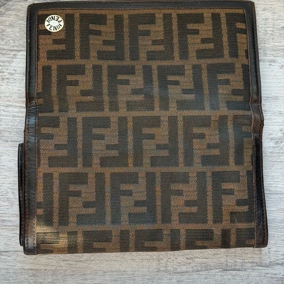 Vintage Fendi TriFold Diamond Print Wallet - Picture 3 of 16